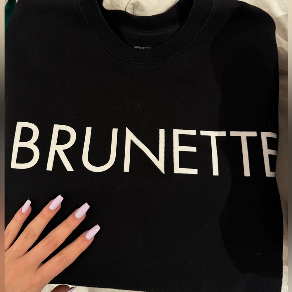 Brunette sweatshirt from The Label (purchased at Honey)
